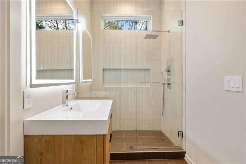 680 Carriage Drive Sandy Springs - Photo 45