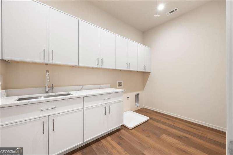680 Carriage Drive Sandy Springs - Photo 47