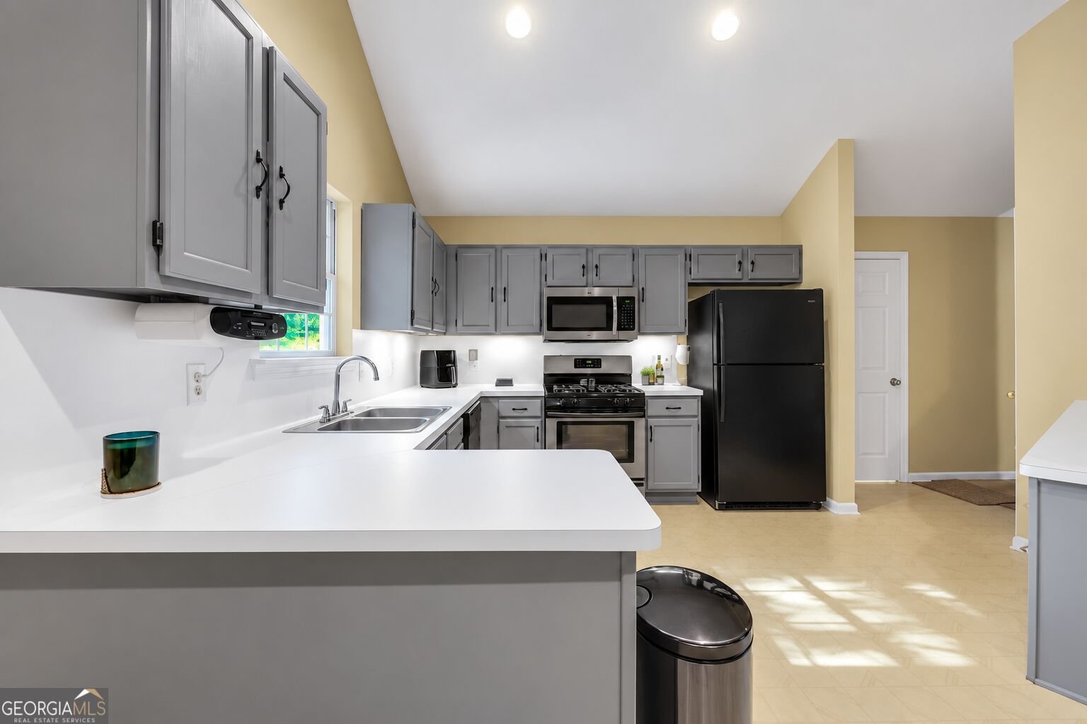 368 Tait Road Stockbridge - Photo 12