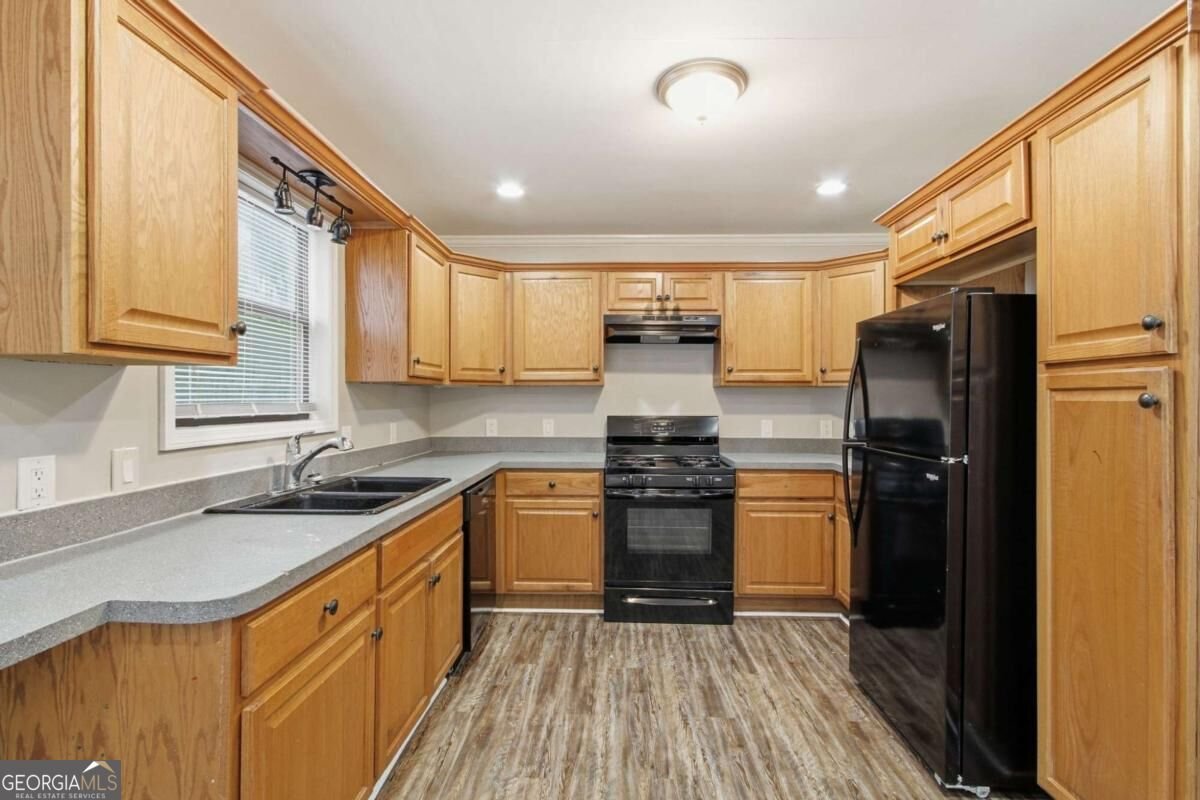 5756 Lake Court Kennesaw - Photo 11