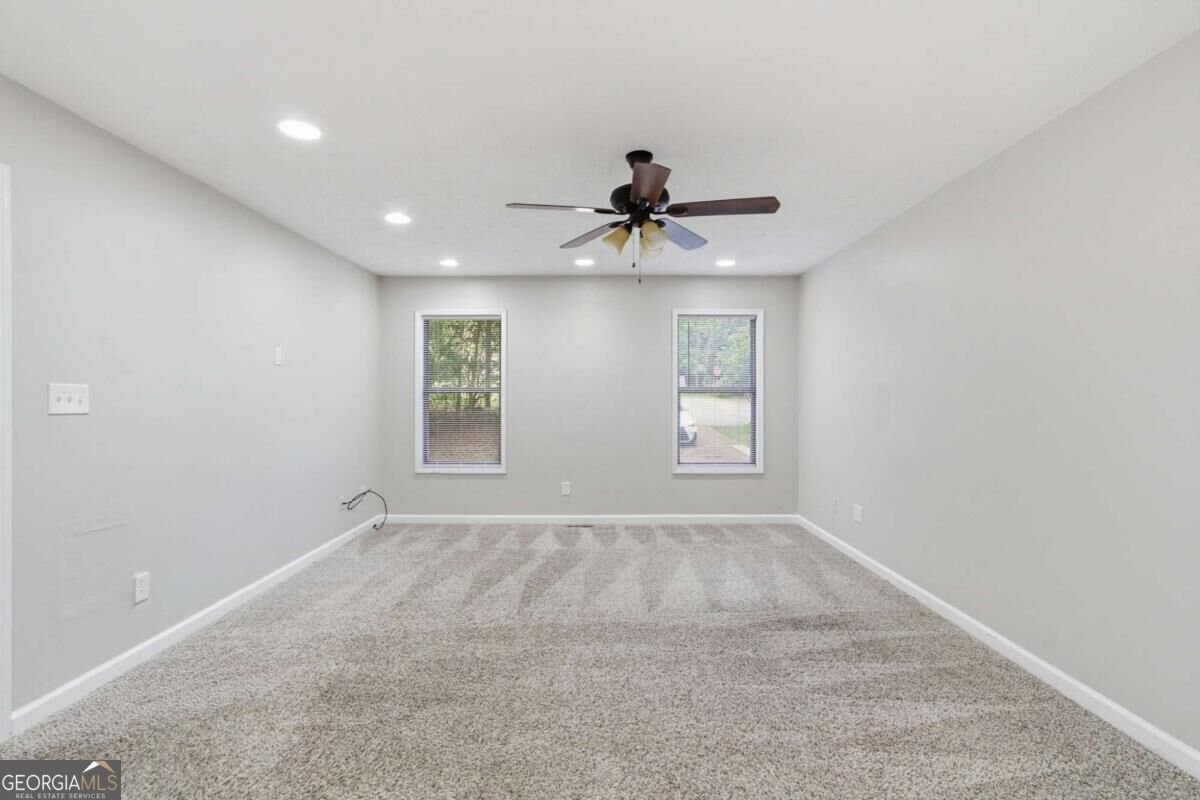 5756 Lake Court Kennesaw - Photo 18