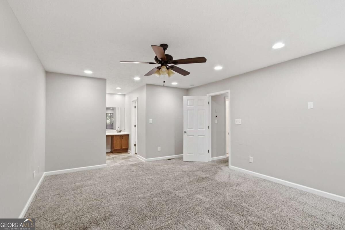 5756 Lake Court Kennesaw - Photo 19
