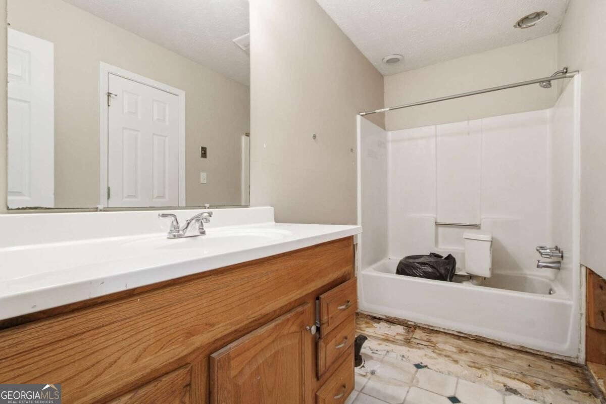 5756 Lake Court Kennesaw - Photo 20