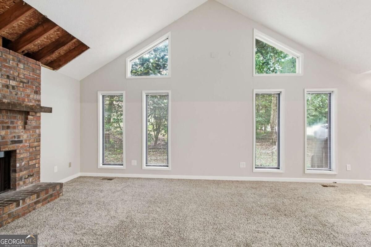 5756 Lake Court Kennesaw - Photo 9