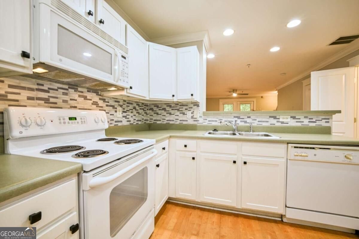 1035 Barnett Shoals Road Athens - Photo 11