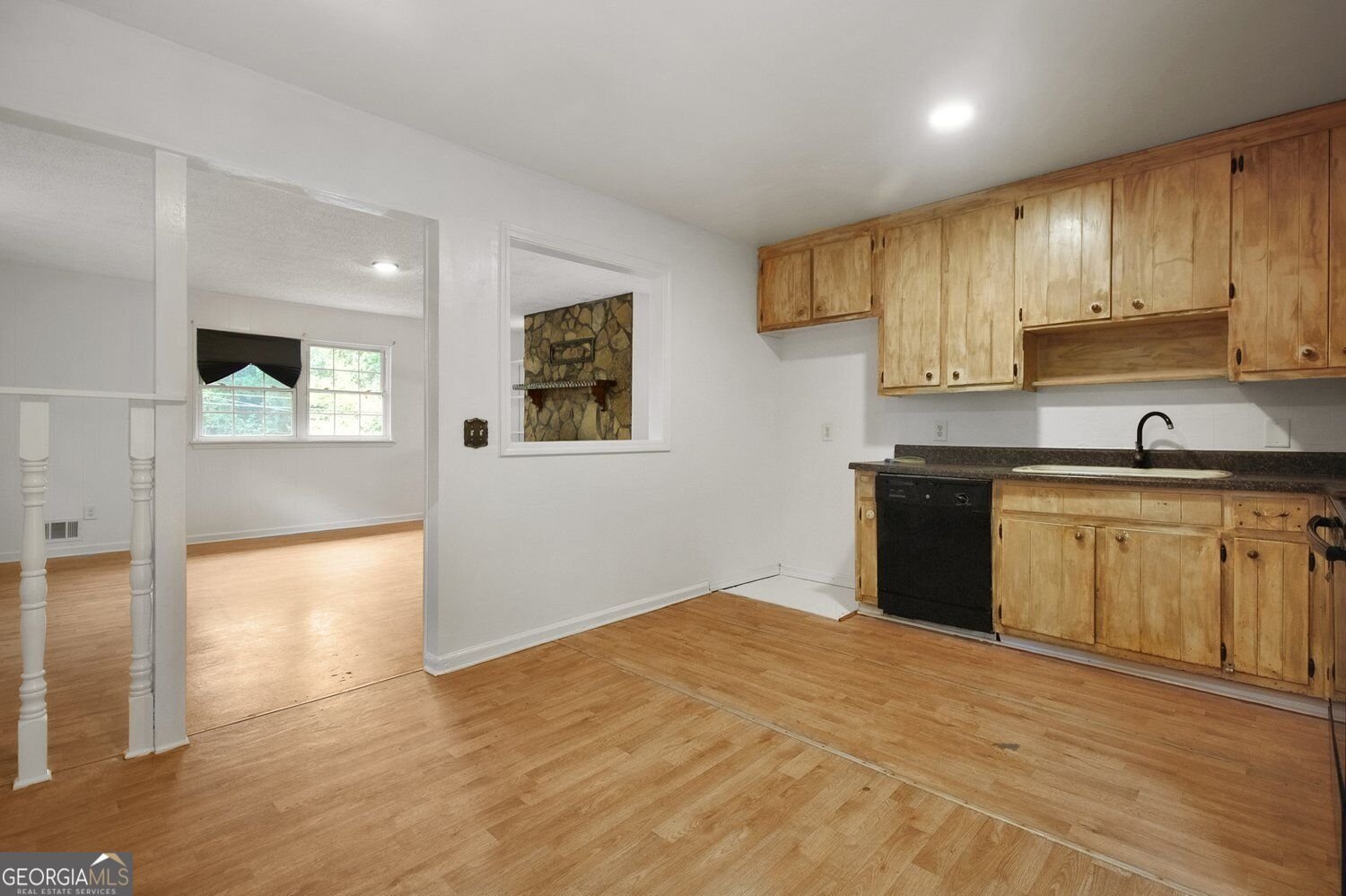 2865 Lanier Beach South Road Cumming - Photo 9
