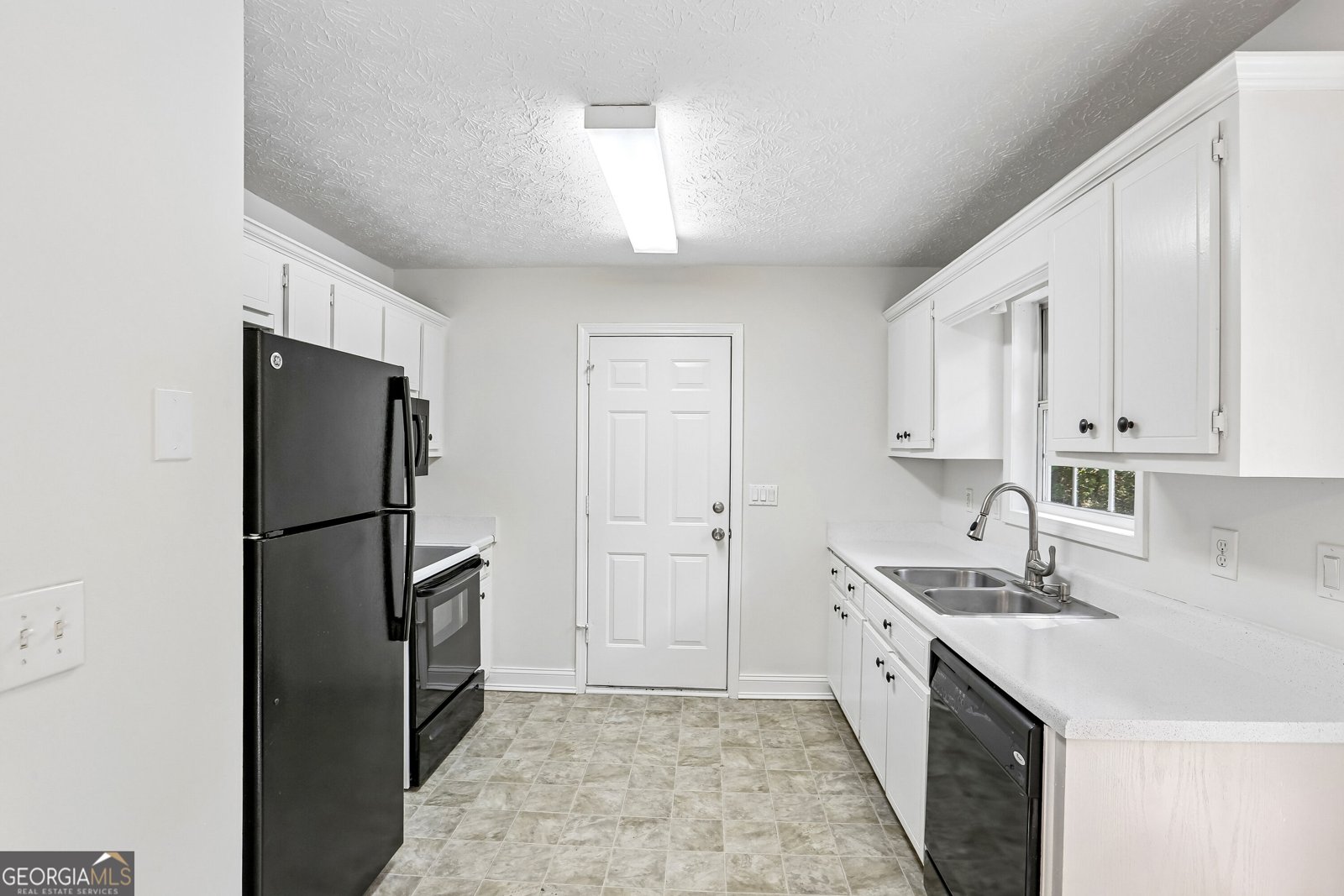 5511 Pond Mill Court Flowery Branch - Photo 11