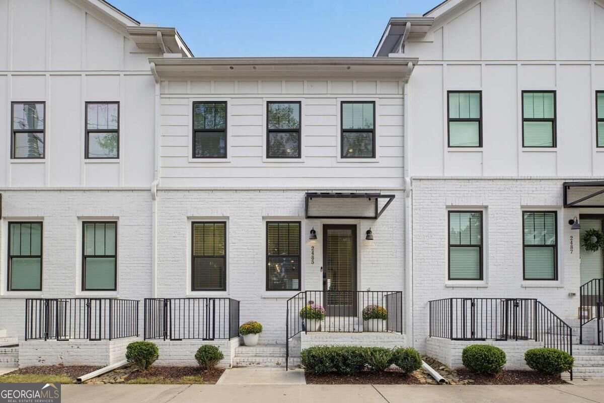 2485 Sycamore Road Atlanta - main photo