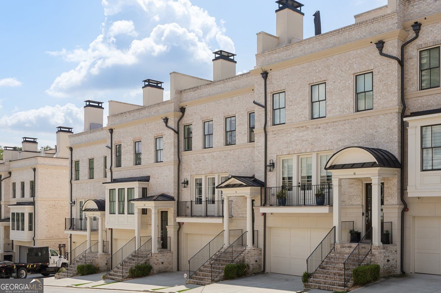 3715 Peachtree Road Atlanta - main photo
