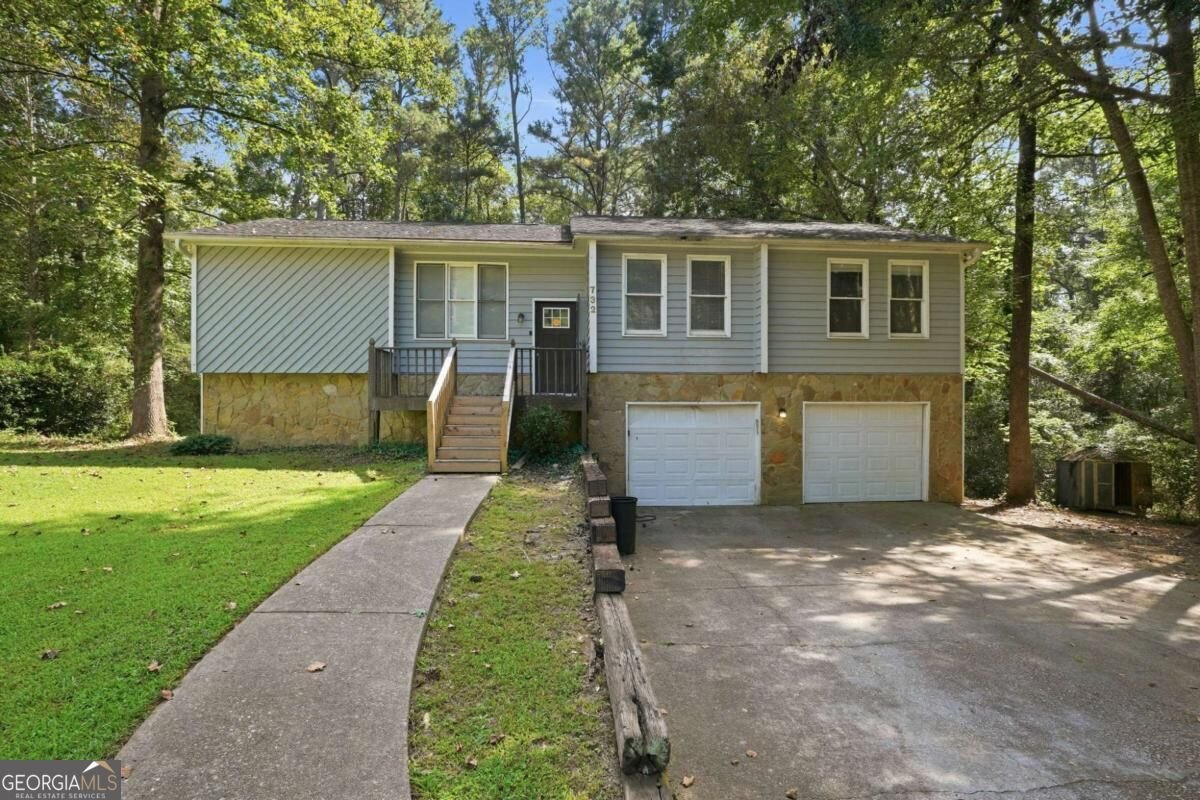 732 Harness Court Lithonia - main photo