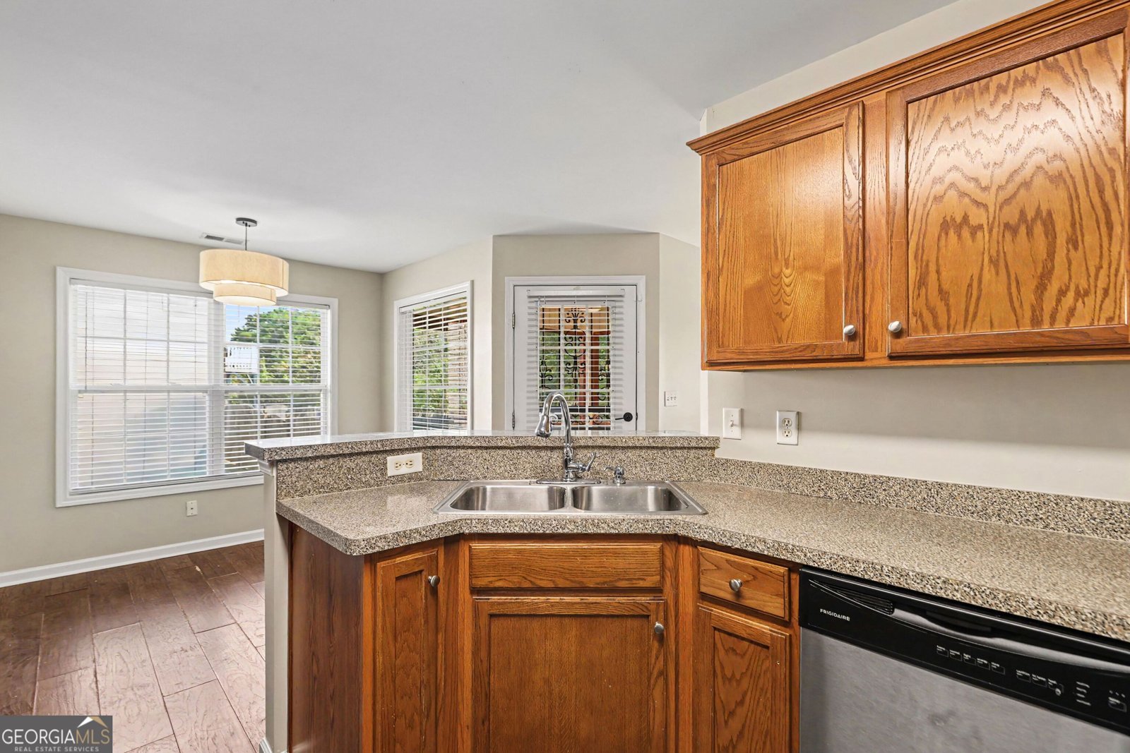 6075 Castlegate Drive Douglasville - Photo 14