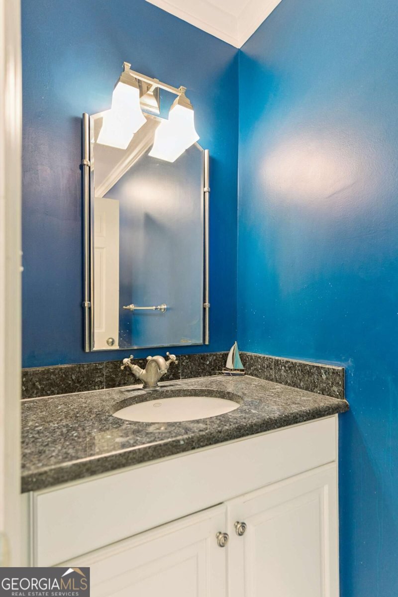 1035 Beachview Drive St. Simons - Photo 11