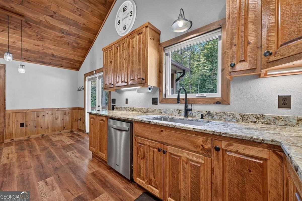 185 Pine Lane Mineral Bluff - Photo 32