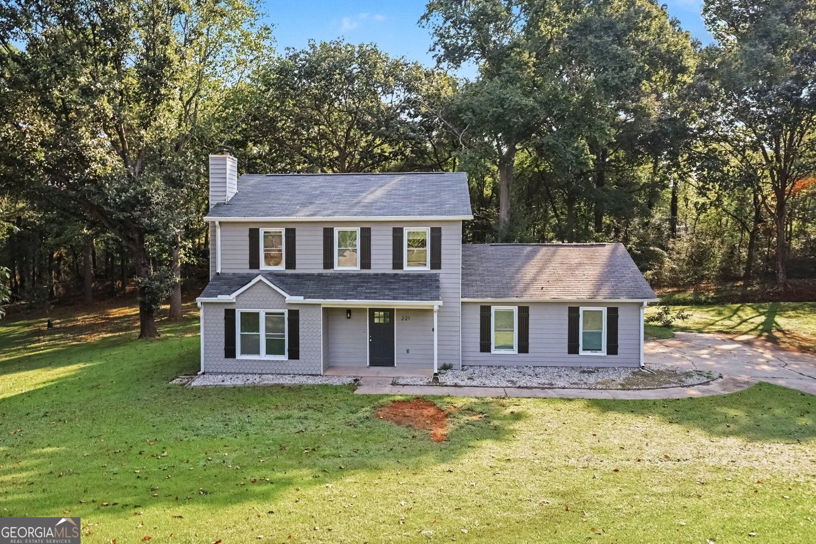 221 Lariat Lane Ellenwood - main photo