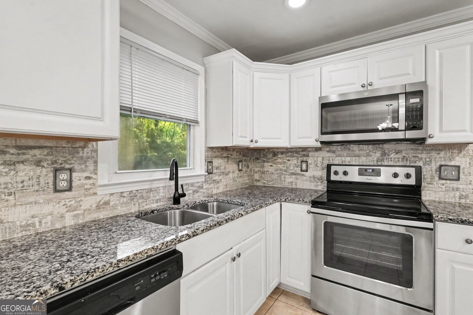221 Lariat Lane Ellenwood - Photo 19