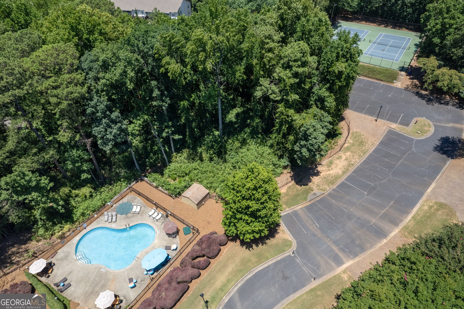 1120 Highland Bluff Drive Atlanta - Photo 35