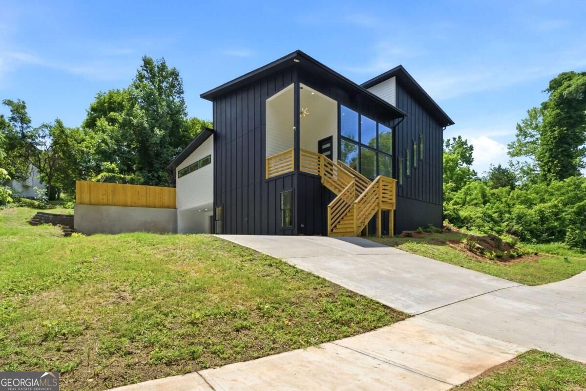 2178 Cavanaugh Avenue Atlanta - main photo