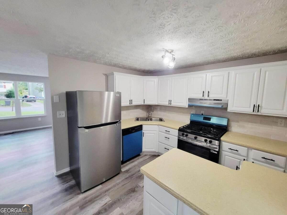 726 Lawndale Court Norcross - Photo 8
