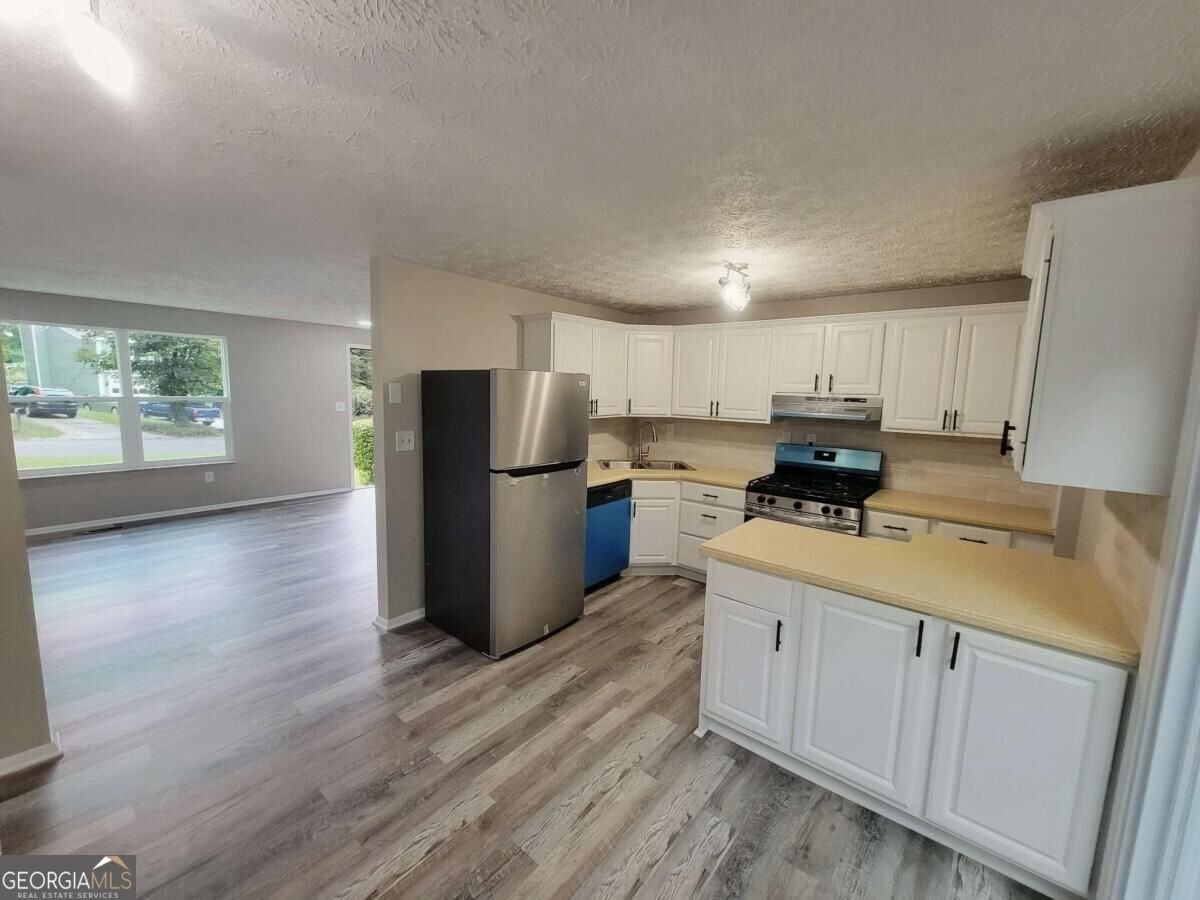 726 Lawndale Court Norcross - Photo 9