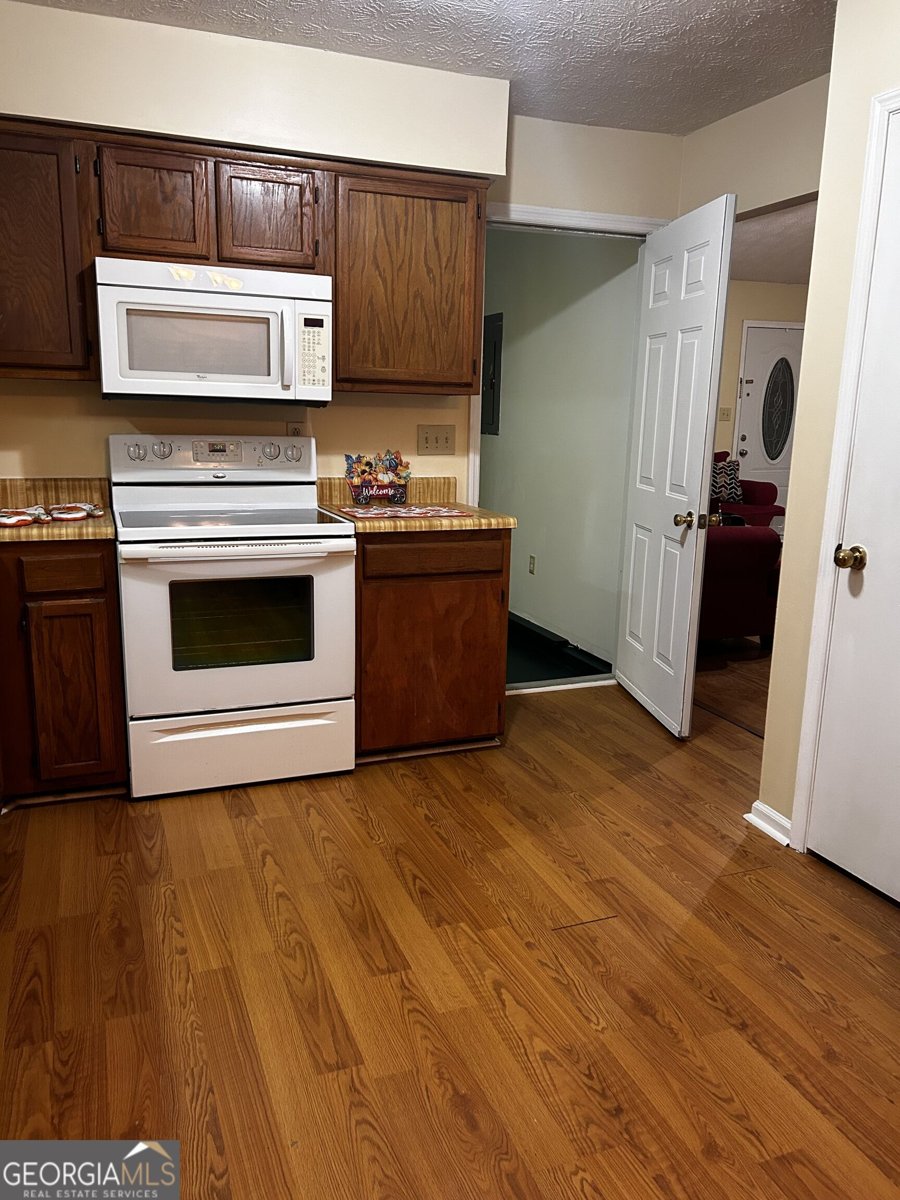 9143 Clubhouse Drive Riverdale - Photo 33
