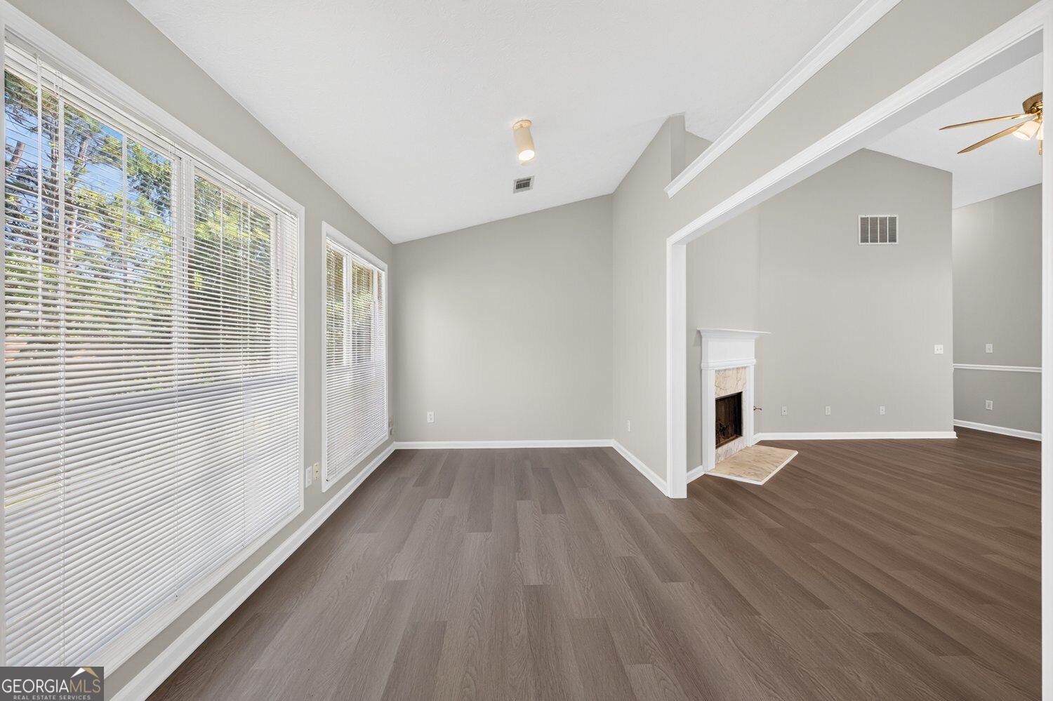 4957 Overlook View Court Duluth - Photo 18
