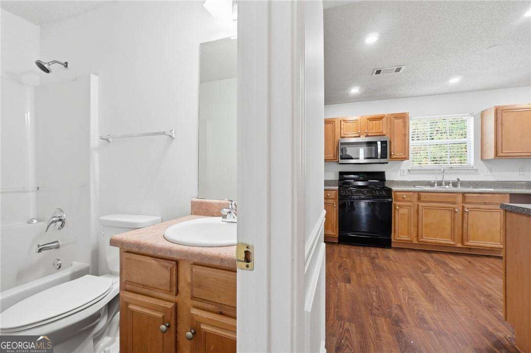 645 Wildboar Court Fairburn - Photo 17