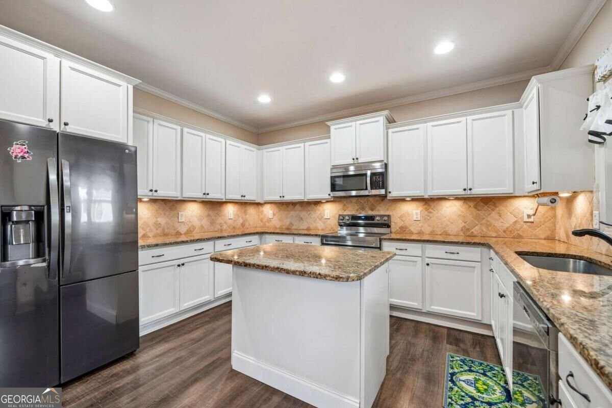7410 John Pirkle Drive Cumming - Photo 11