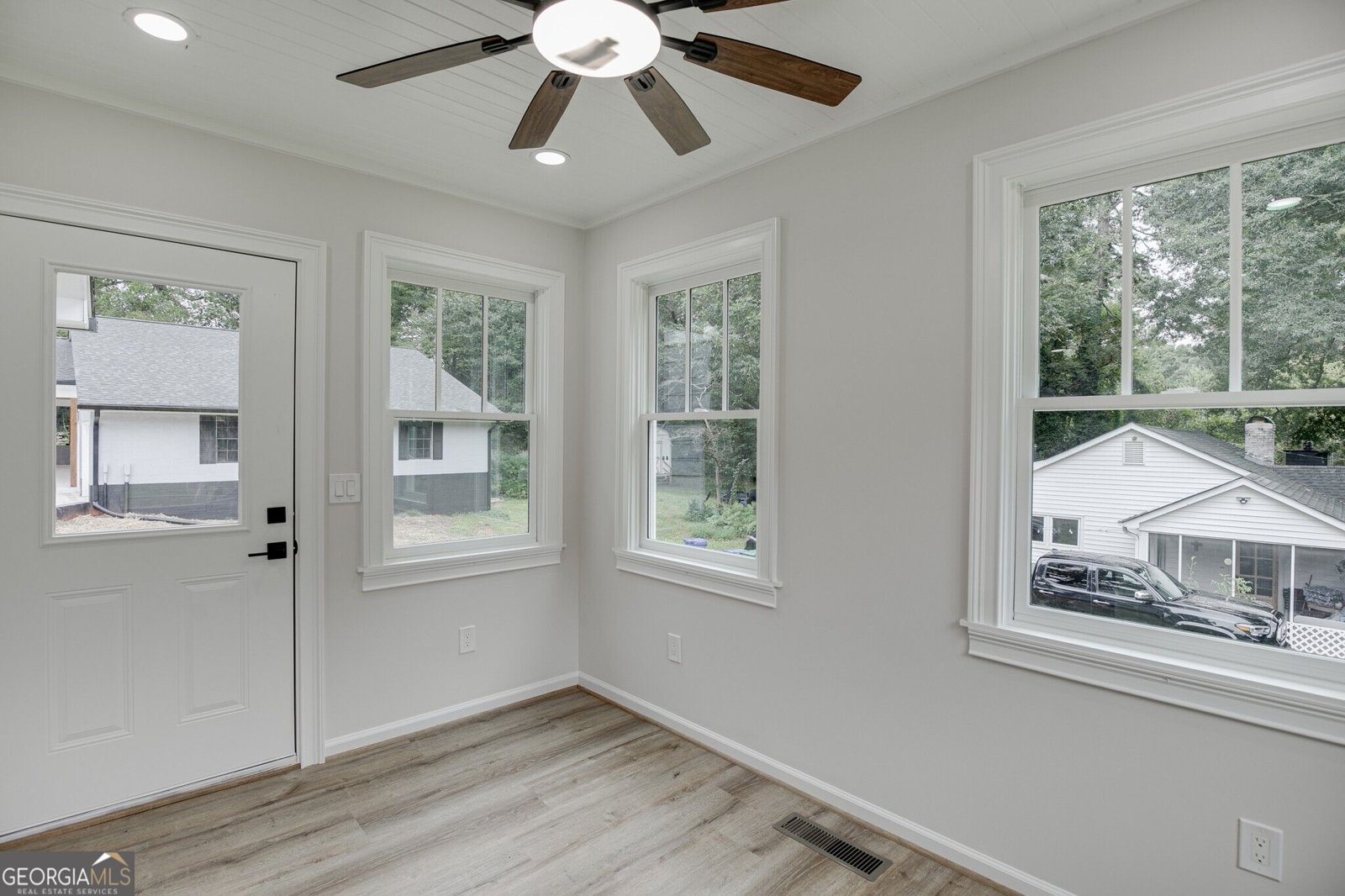 1057 Ferndale Street Stone Mountain - Photo 10