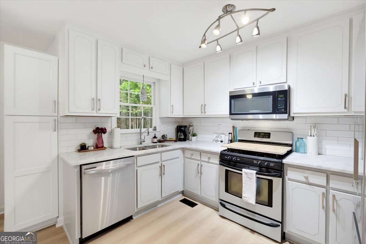 2902 Katy Lane Marietta - Photo 14