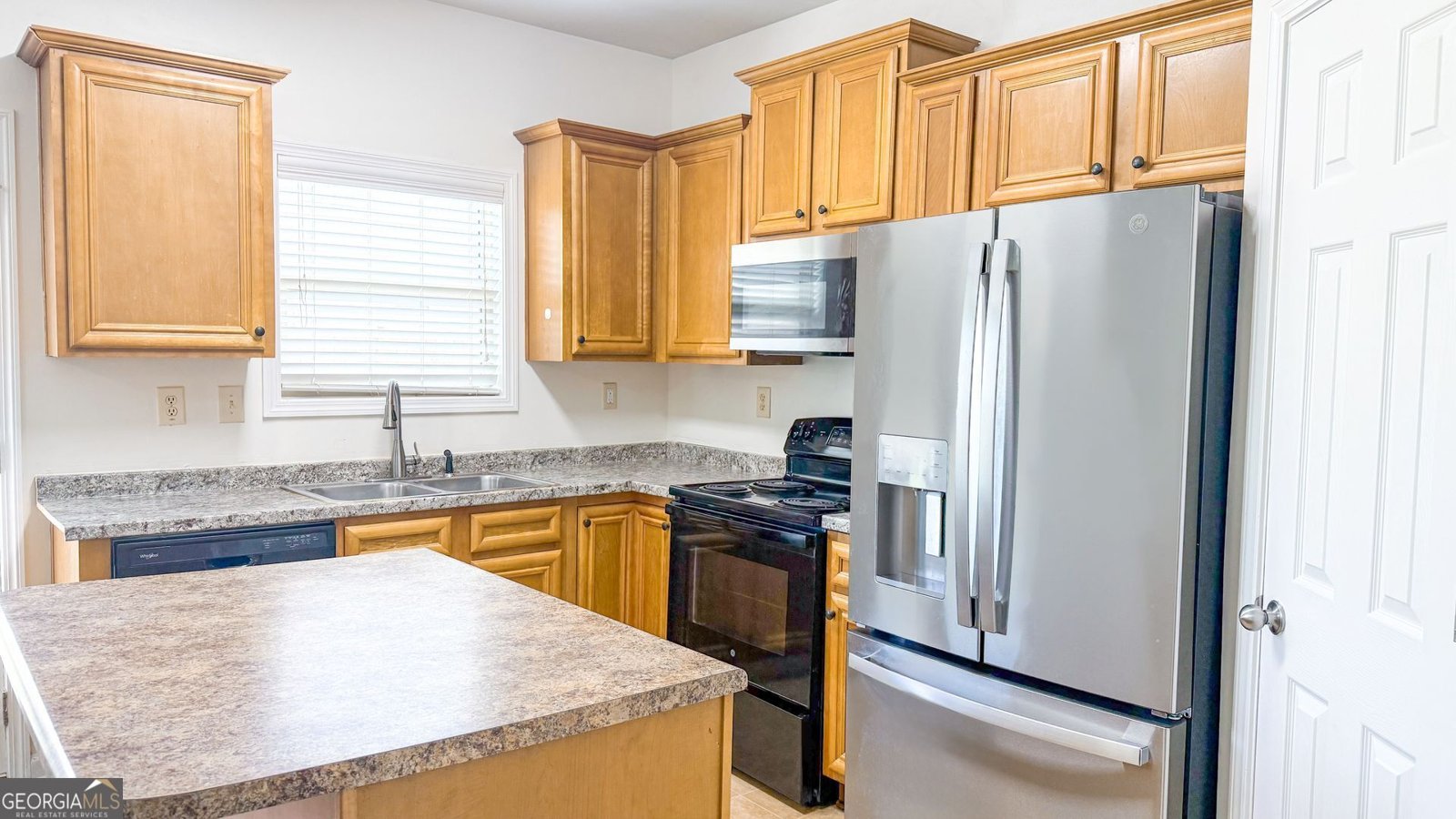 281 Oakland Hills Way Lawrenceville - Photo 9