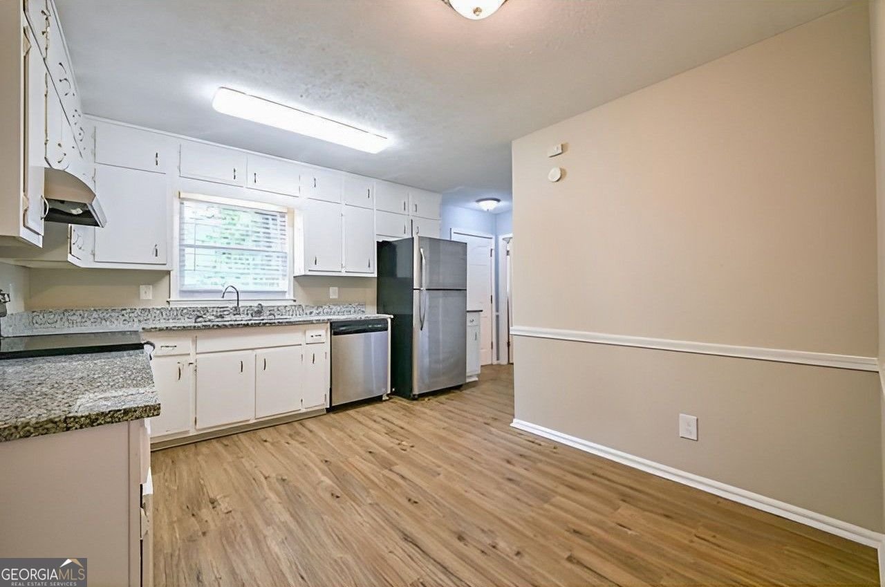 2460 Rolling Acres Drive Conyers - Photo 10