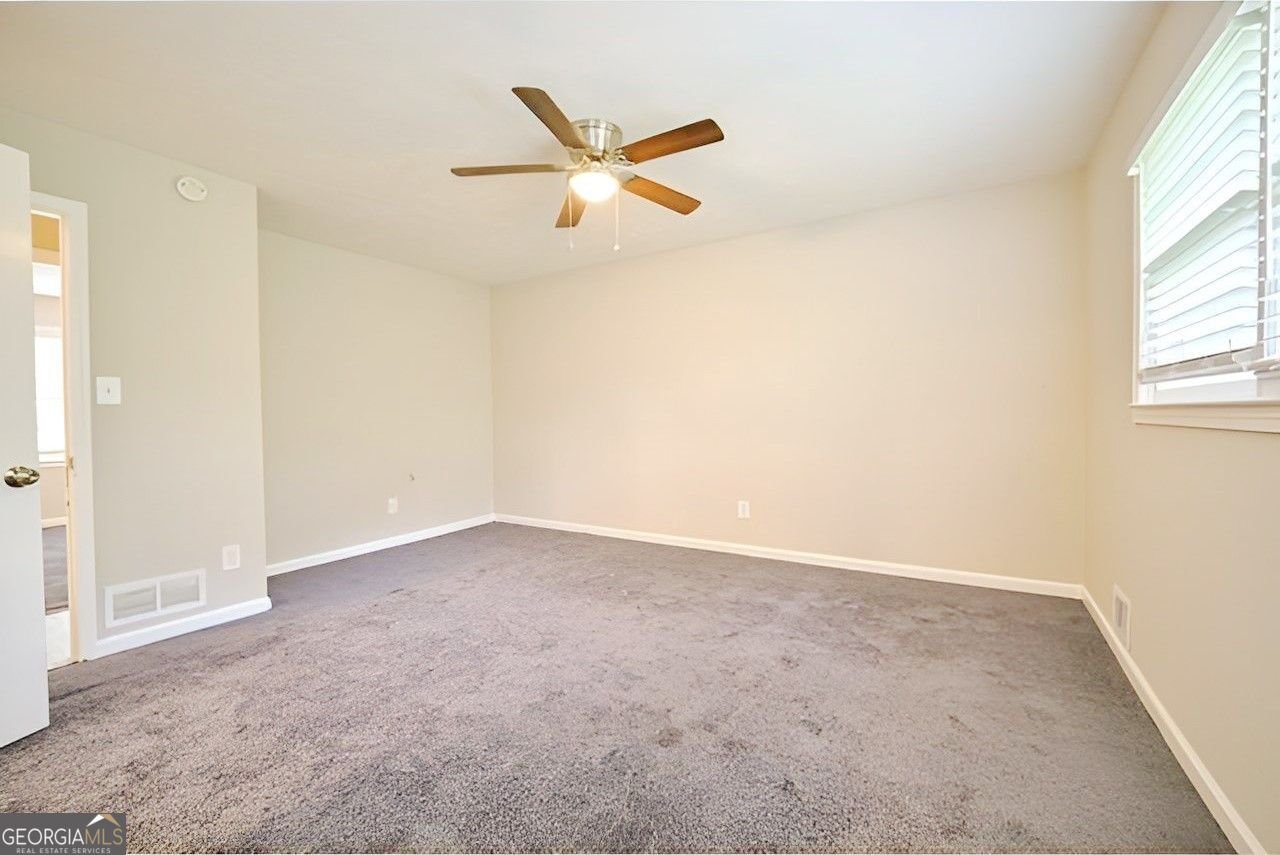 2460 Rolling Acres Drive Conyers - Photo 17