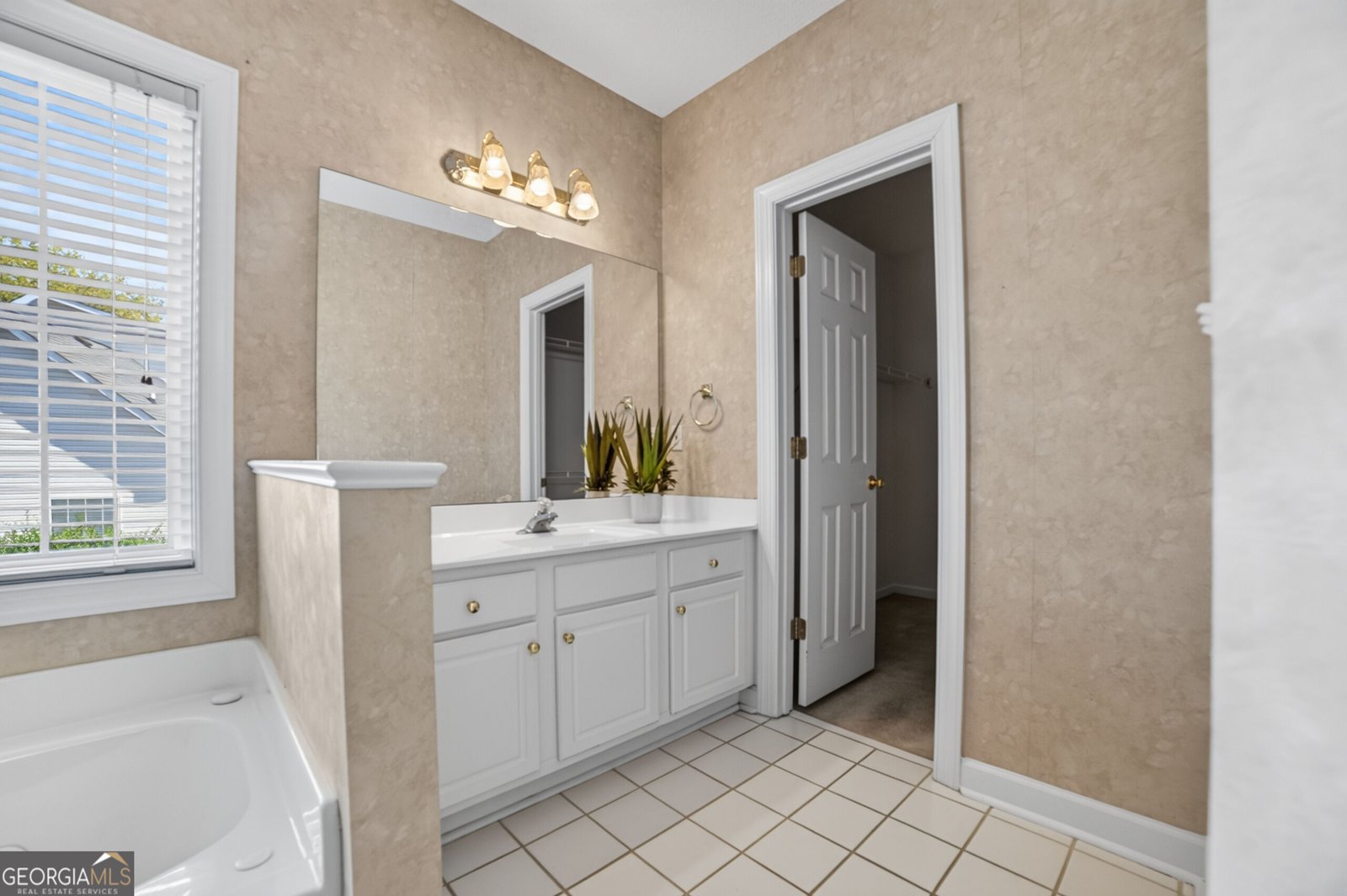110 Fredericksted Place Macon - Photo 24