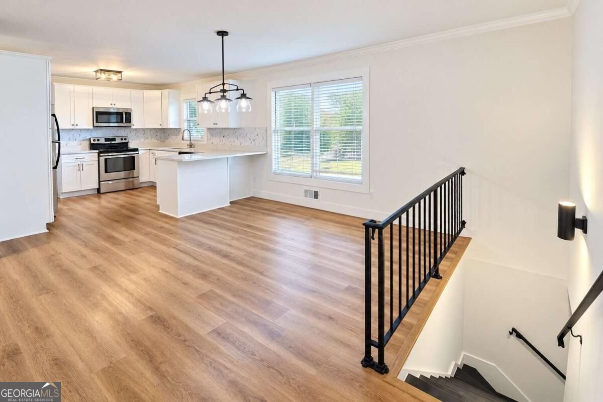 2940 Harris Street East Point - Photo 6