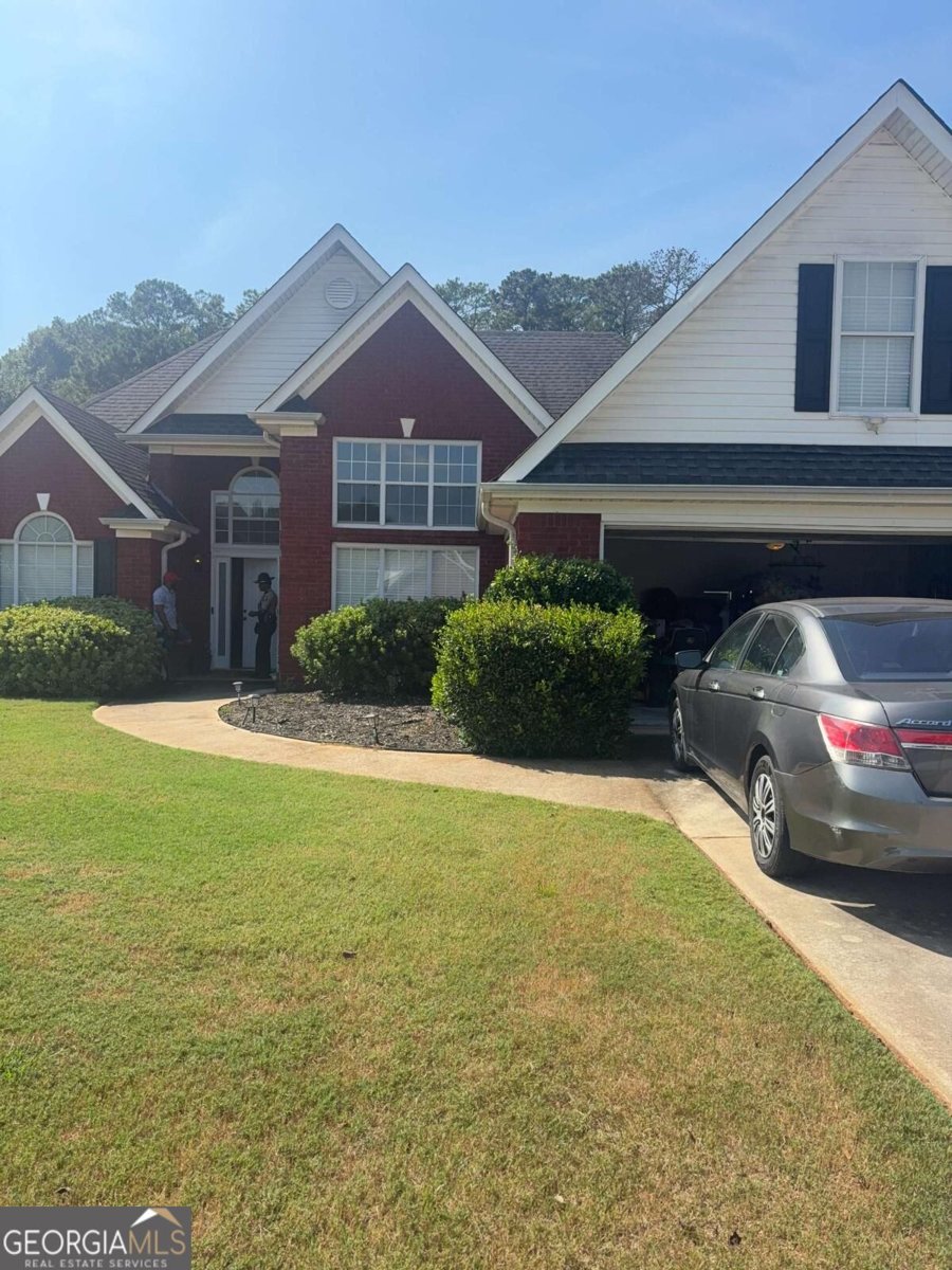 300 Glynnshire Court Covington - main photo