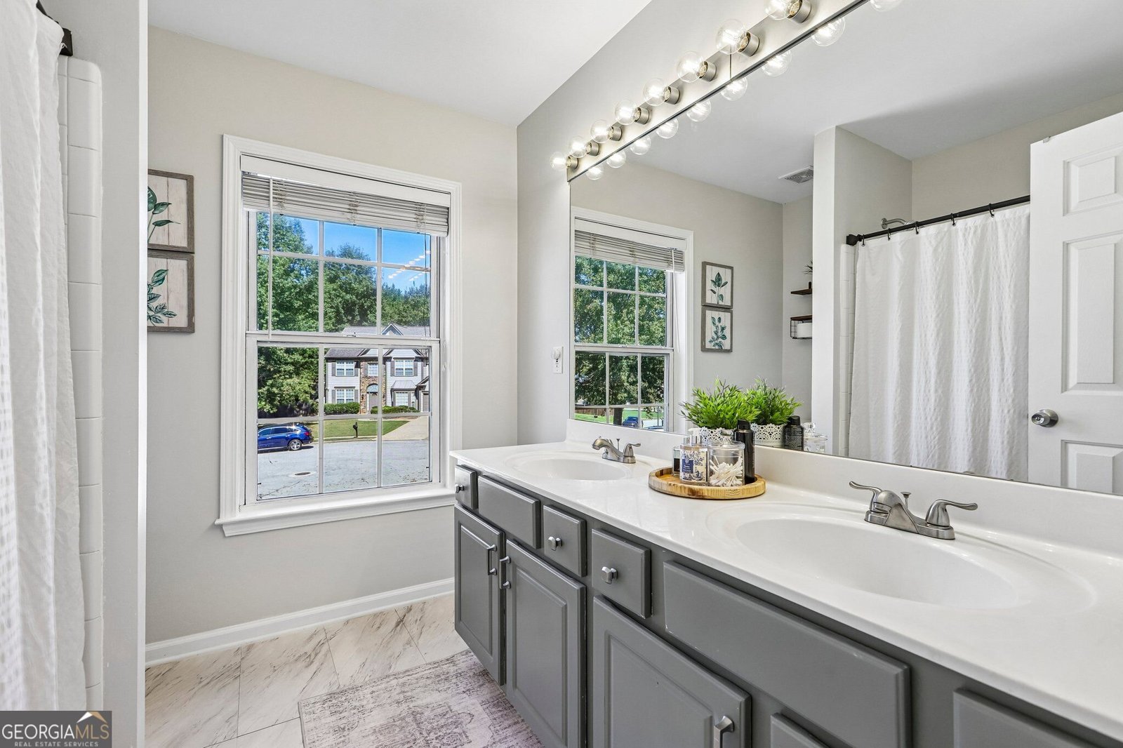 5052 Raventhorpe Court Suwanee - Photo 18