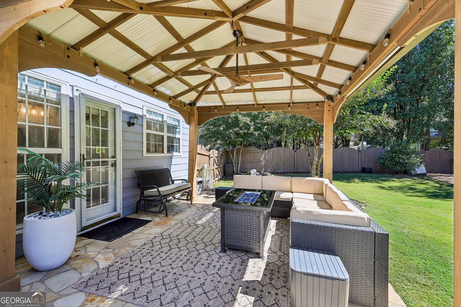 5052 Raventhorpe Court Suwanee - Photo 22
