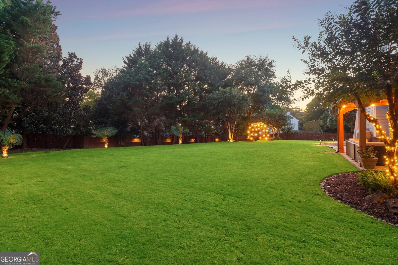 5052 Raventhorpe Court Suwanee - Photo 28