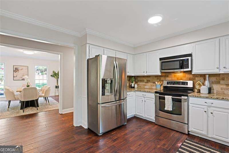 3752 Frederica Road Berkeley Lake - Photo 17