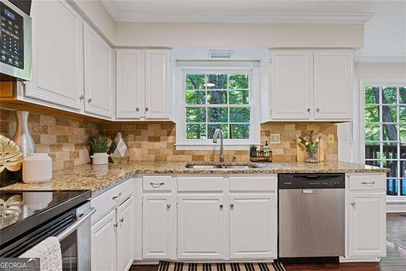 3752 Frederica Road Berkeley Lake - Photo 21