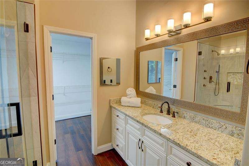 5001 Staverly Lane Peachtree Corners - Photo 32