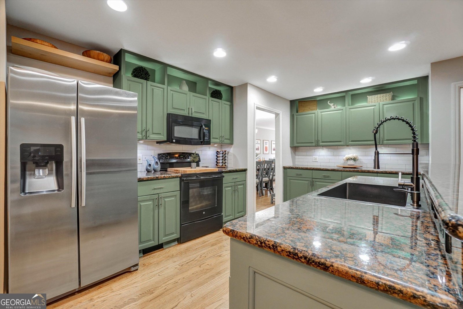 115 Glen Holly Drive Roswell - Photo 13