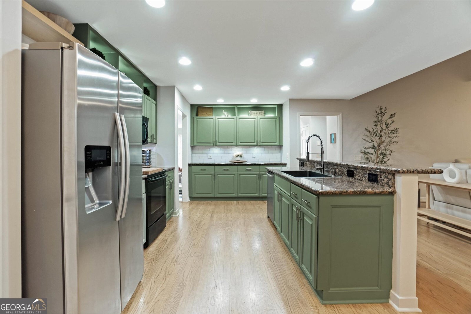 115 Glen Holly Drive Roswell - Photo 14