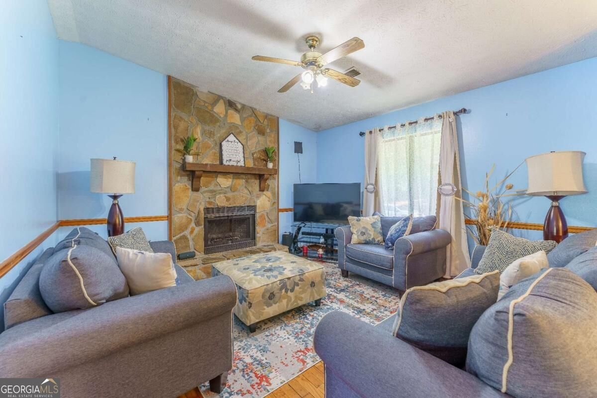 728 Mountain Village Drive Stone Mountain - Photo 6
