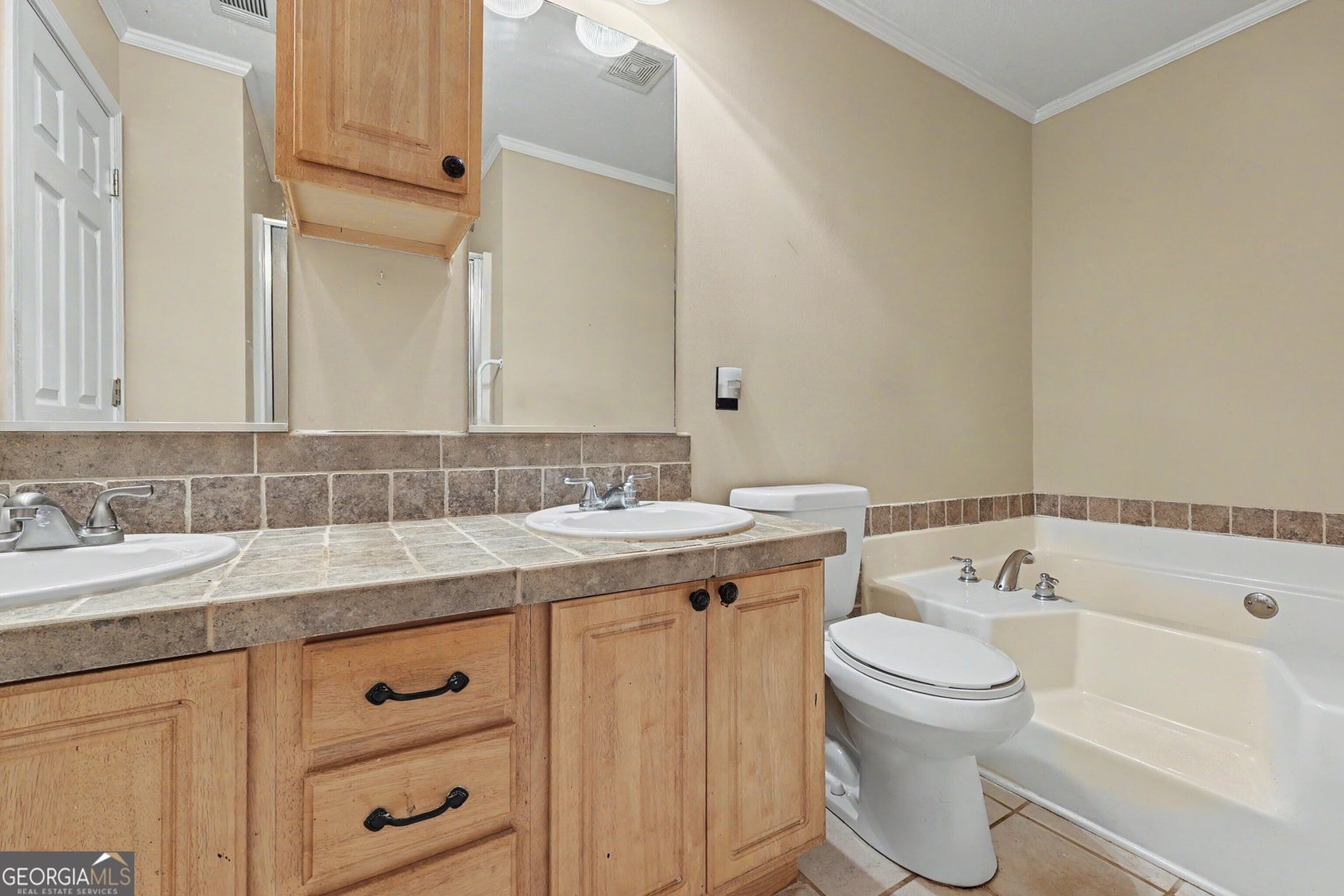 129 Buckeye Point Commerce - Photo 24