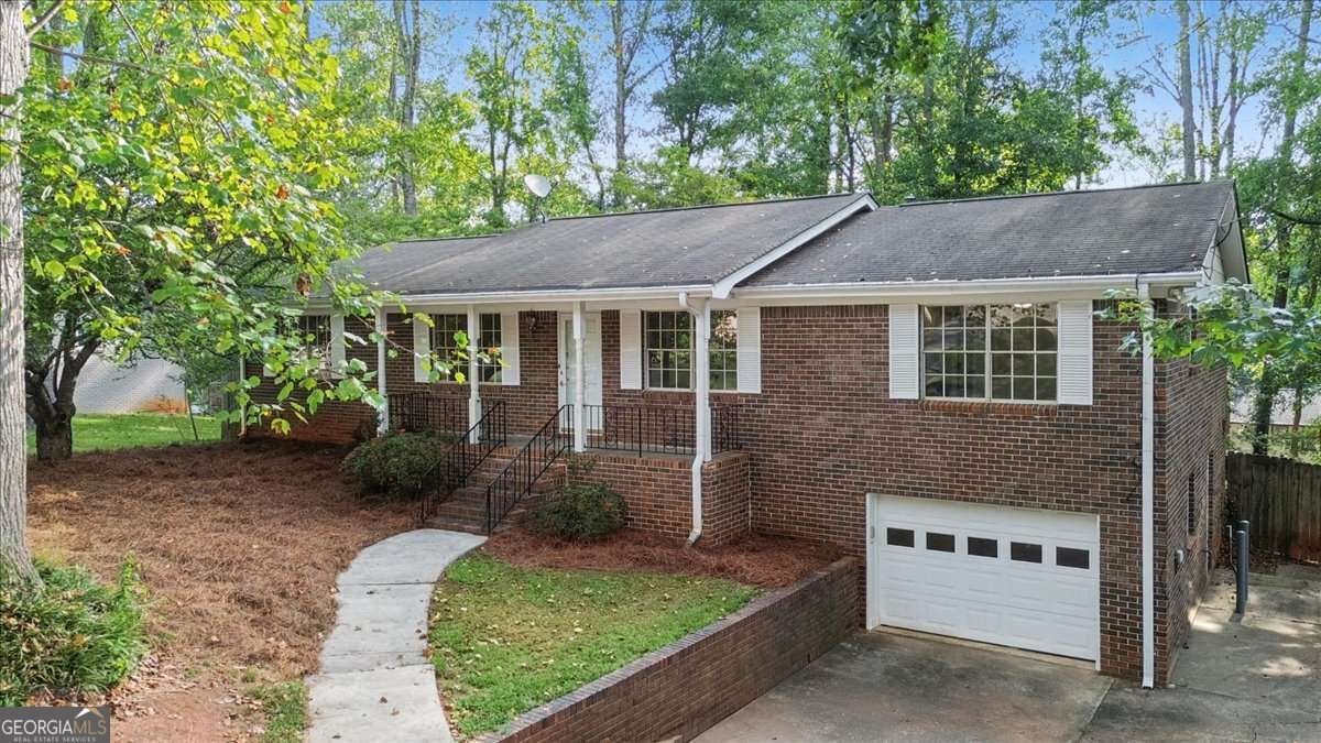 3915 Green Forest Lane Smyrna - main photo