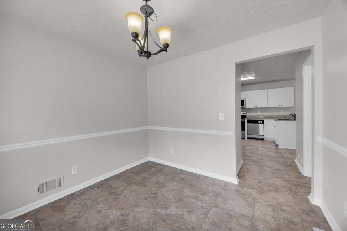 1450 Timber Walk Drive Loganville - Photo 10