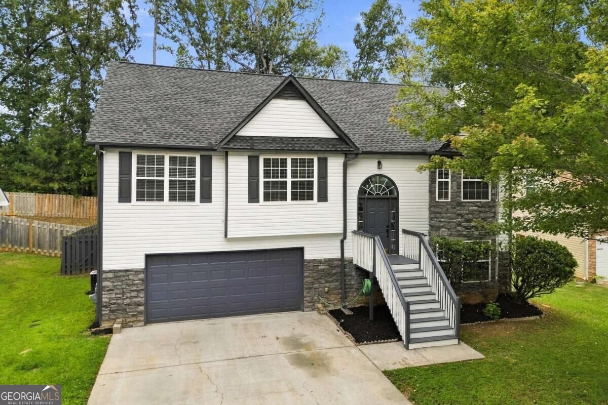 2362 Garnet Avenue Riverdale - main photo