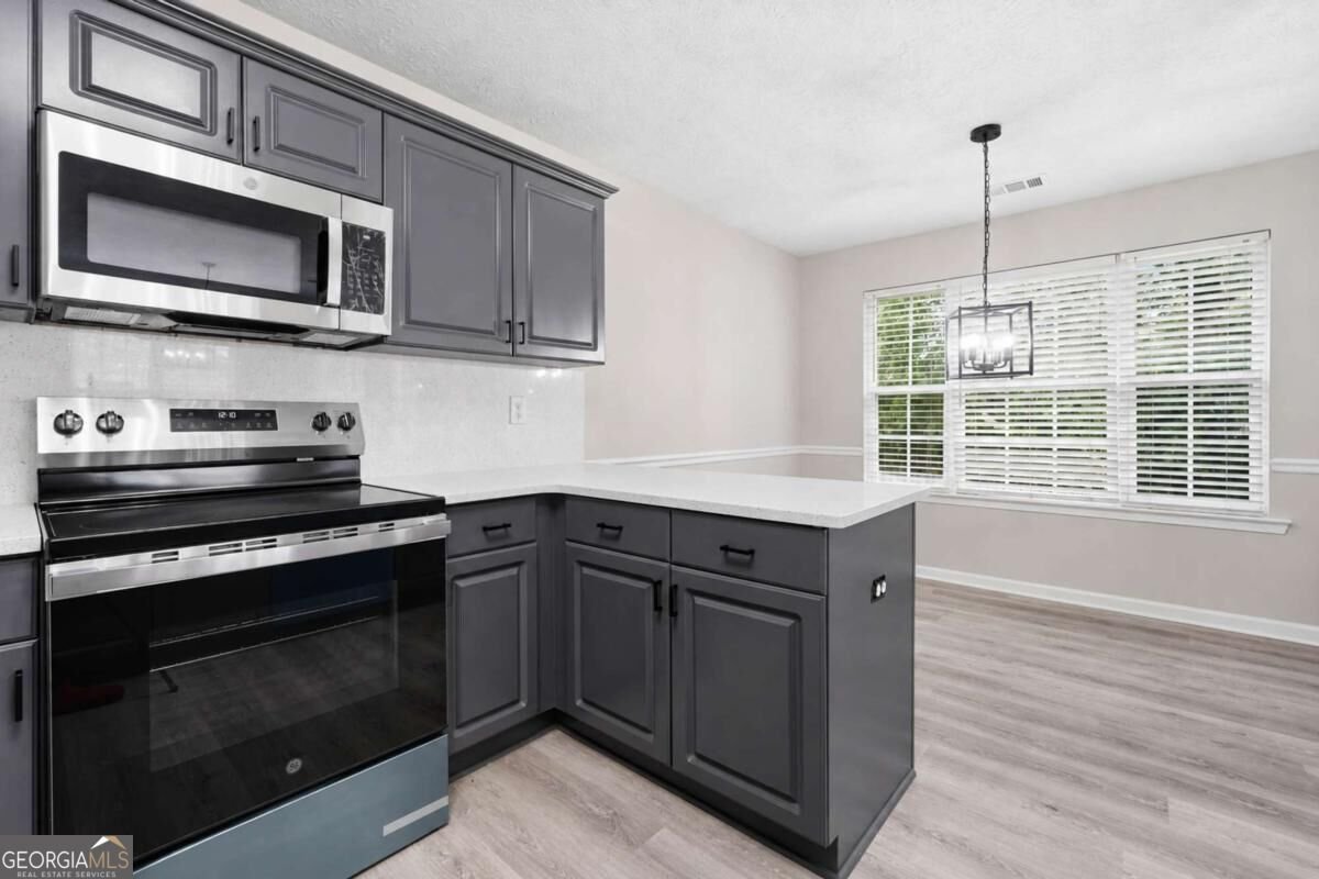 2362 Garnet Avenue Riverdale - Photo 12