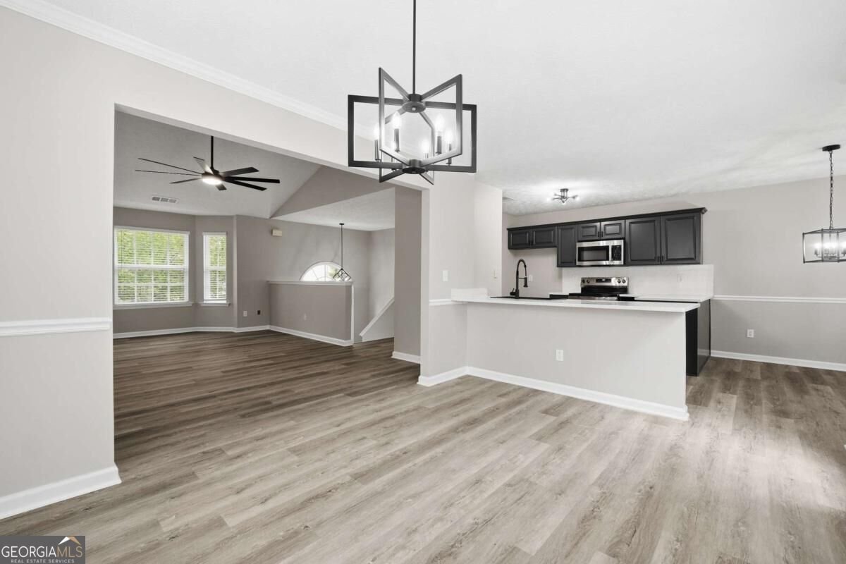 2362 Garnet Avenue Riverdale - Photo 9